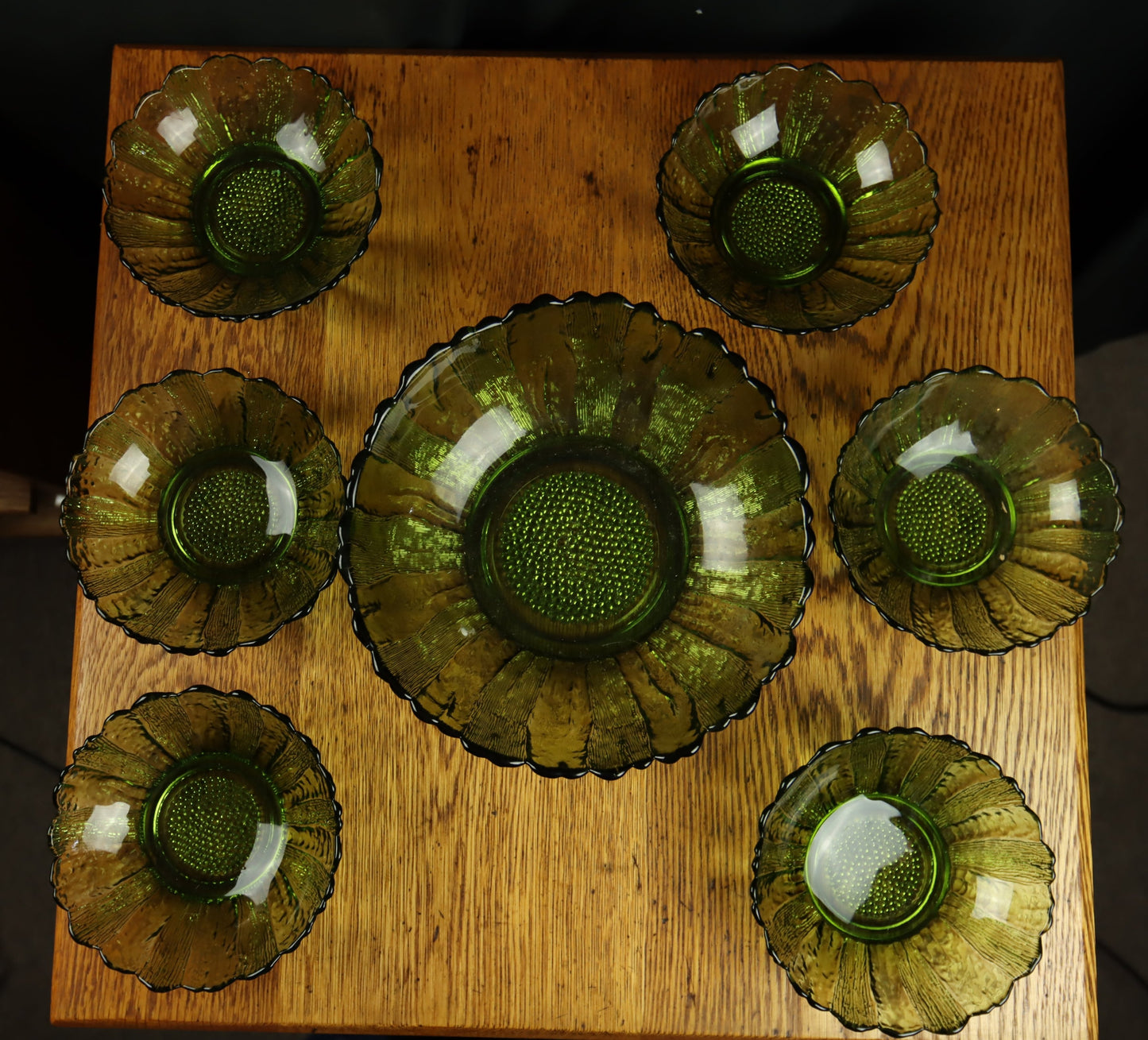 Vintage Indiana Glass Sunflower Bowl Set