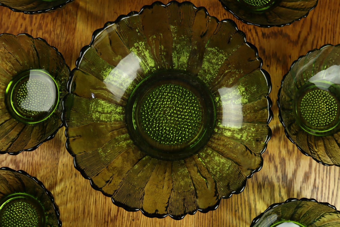 Vintage Indiana Glass Sunflower Bowl Set